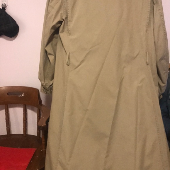 Khaki Kelvin Cline trench coat 51” - Picture 6 of 8